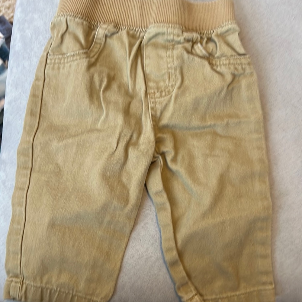 3/6 month Garanimals Khaki’s